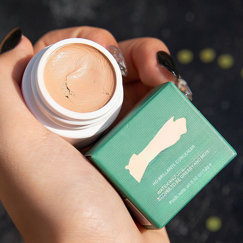 NOVO HD Concealer for Blemishes and Dark Circles